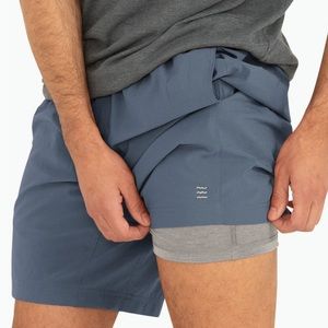 Men’s lined breeze shorts size L